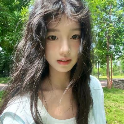 两个昨天和我的未来 在线观看封面